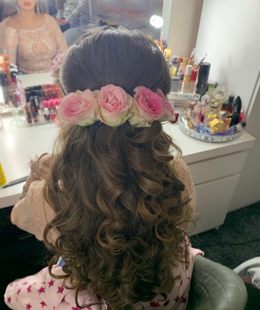 prom hairstyles for long hair with flowers