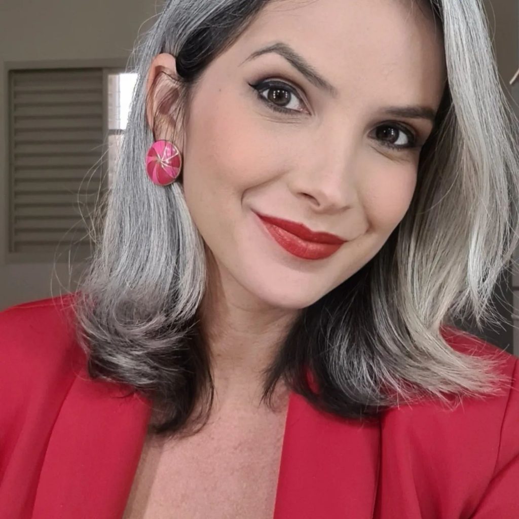 Transitioning To Gray Hair